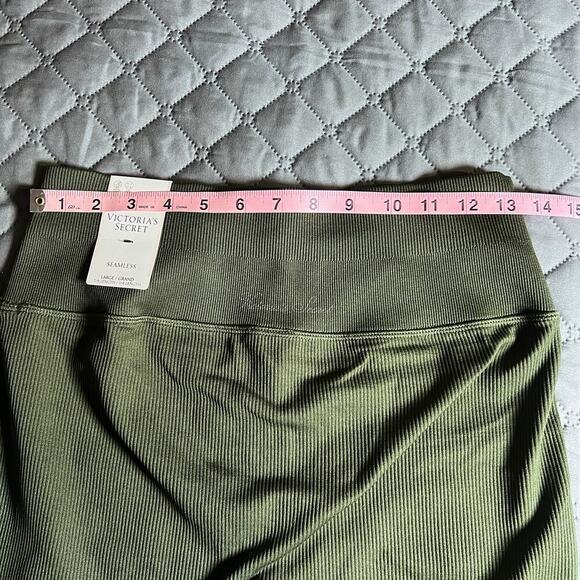 NWT Victoria’s Secret Seamless Leggings Women’s Large Green 7/8 Tight High Rise - Picture 8 of 8